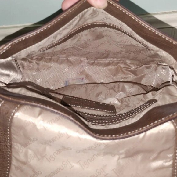 NEW Tignanello Beige Brown 100% Leather Shoulder Bag Purse Magnet Flap Adjust - Picture 10 of 13